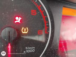 Audi A4 B8 2.0 TDI nie odpala po wypadku – rozrusznik nie reaguje, podejrzenie klem pirotechnicznych