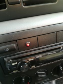 Skoda Octavia 1 - Pilot otwiera auto ALE nie rozbraja alarmu