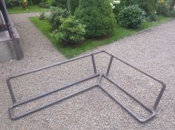 Stół i ławki do kuchni. Drewno i stal Stół i ławki do kuchni. Drewno i stal