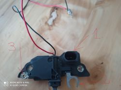 VW Bora - Regulator napięcia