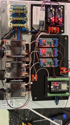 Panel kontrolny z ESP32, SSR i modułami pomiarowymi