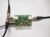 Wzmacniacz pomiarowy 12dB o pasmie 0-30MHz Wzmacniacz pomiarowy 12dB o pasmie 0-30MHz
