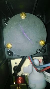 Audi A4 B5 - Długie działanie pompki centralnego zamka 8D0 862 257 C