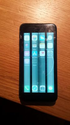 iPhone 7 - Paski po wymianie podświetlenia iPhone 7 - Paski po wymianie podświetlenia