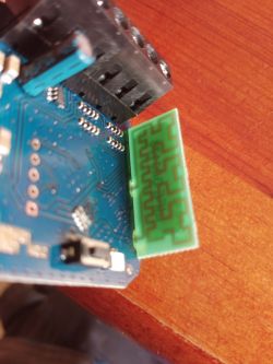 Will an external antenna increase the range of the Zamel Exta Life RCT 21 receiver?