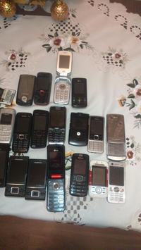 [Sprzedam] Różne telefony E51 E52 6300 BB 5220 500 SE Moto Hazel V3 V9 5200 1600