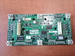 Płytka sterująca ROHM z dwoma złączami i elementami elektronicznymi