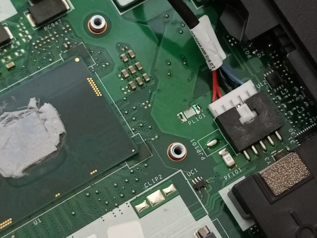 Zmostkowanie połączenia bez przelutowania elementu BLM41PG600SN1L