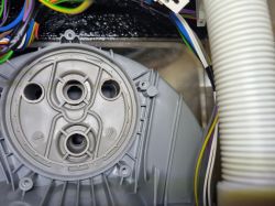 Beko DIN28431 - nie obraca się środkowy spryskiwacz mimo wymiany pompy