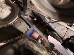 Traktorek MTD Minirider 76 SD - Zniszczony trzpień i łopatki, dobór pozycji i montaż paska