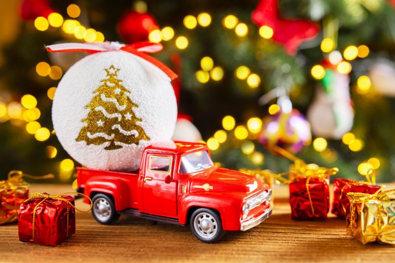 Wybieramy prezent dla fana motoryzacji. Postaw na akumulatorowy sprzęt RYOBI!