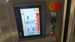 Panel dotykowy Siemens HMI z wyświetlaczem i przyciskami.