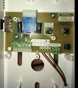 Podłączenie domofonu Urmet 1131-> Cyfral Smart 5P