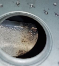 Panasonic NN-S255W - Uszkodzony magnetron, brak płytki mikowej. Panasonic NN-S255W - Uszkodzony magnetron, brak płytki mikowej.
