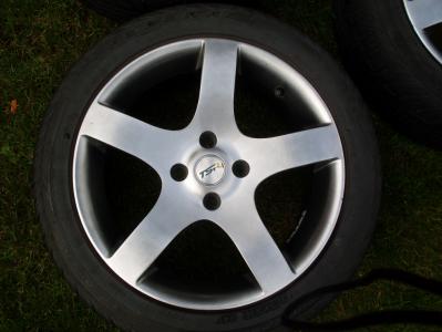 Rover 200 alumy czy beda pasowac?