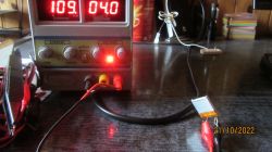 Apple iPod Shuffle 2nd - wymiana baterii, identyfikacja cewki ładowania i gniazdo słuchawek