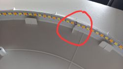 Wnętrze i usterka oraz prowizoryczna naprawa plafonu LED
