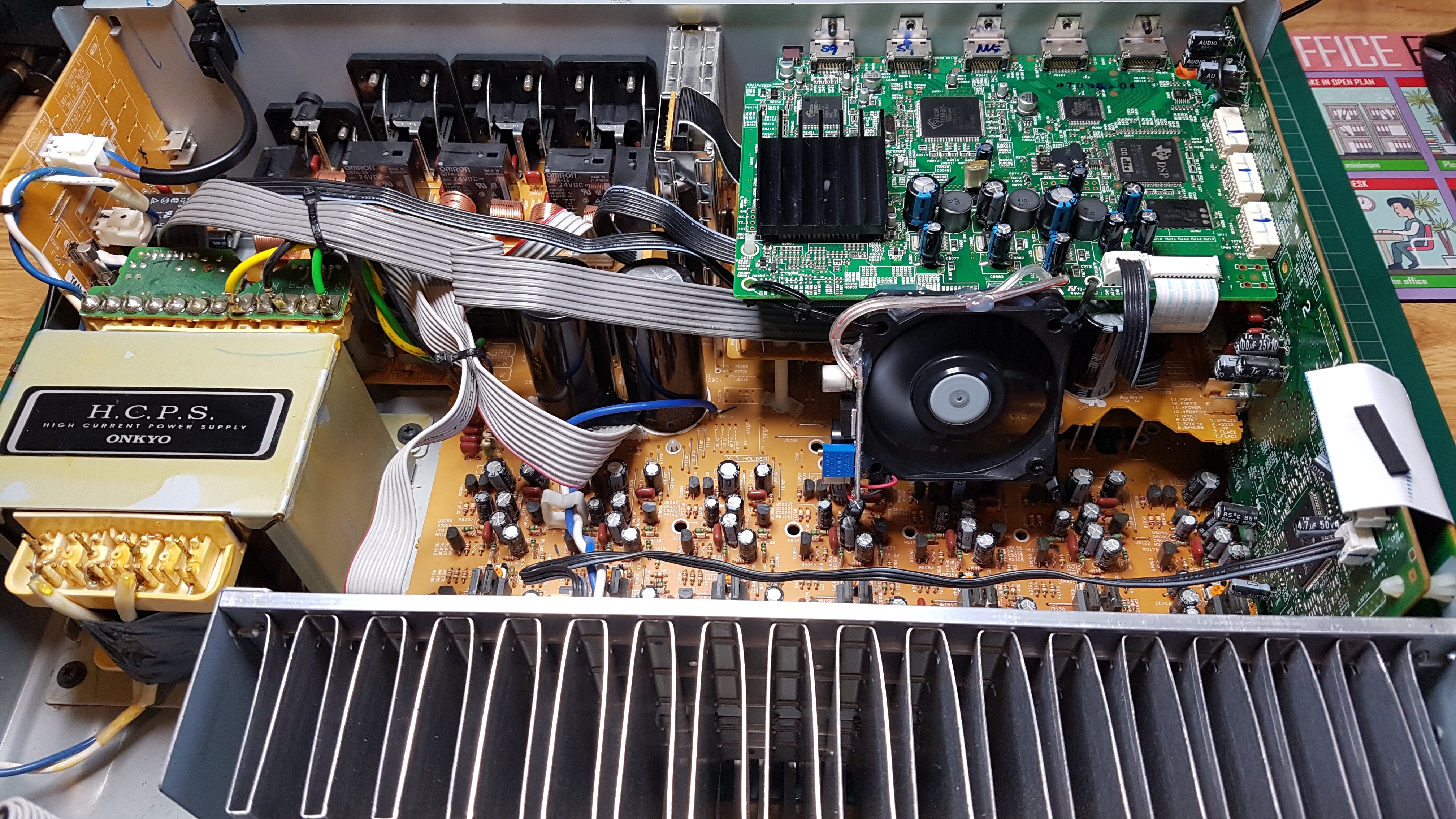 Onkyo HT-R960: Za wysokie napięcie przed stabilizatorami, HDMI nie działa