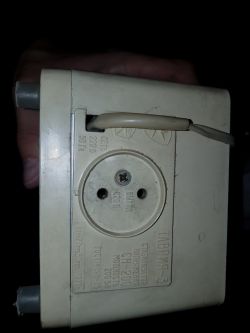 Identyfikacja urządzenia znalezionego na strychu - rosyjski transformator?