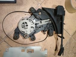 Wnętrze starej wieży Sanyo DC-X300 Wnętrze starej wieży Sanyo DC-X300