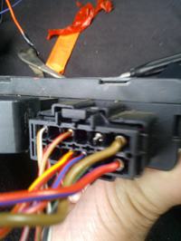 audi/A6/C5 - Otwierające się szyby tylko na otwartych drzwiach