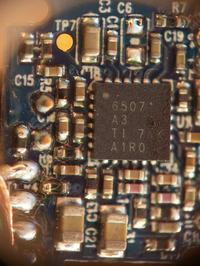 Uklad scalony z słuchawek do telefonu.