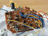 Karuzela Fisher Price C0108 - Gdzie przylutować oderwany kabel