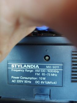 Jak przestroić radio Stylandia Stereo do 108 FM?