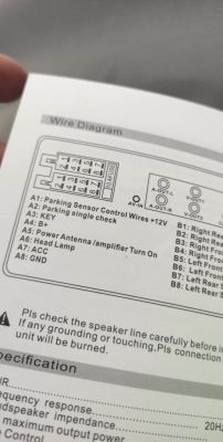 Jak podłączyć kable w radiu 7010b do VW Lupo 3l 2001?