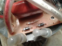 Jaka wartość rezystora mocy w lampie ISOTRONIC K-678TX (10W)?