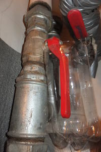 1 1/2 Inch Ball Valve Leak: Repair vs Replacement - Longevity, Cost, & Gasket Considerations 1 1/2 Inch Ball Valve Leak: Repair vs Replacement - Longevity, Cost, & Gasket Considerations