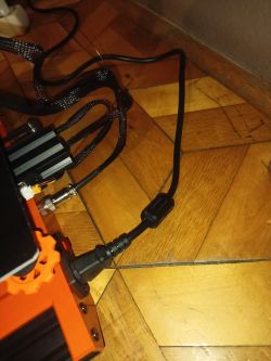 Drukarka 3D Homers Tarantula Pro. Gubi kroki z karty sd