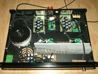 Ma³y wzmacniacz stereo 2x30W w klasie AB. Ma³y wzmacniacz stereo 2x30W w klasie AB.