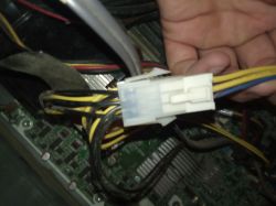 Pomocy czy zasilacz 320 wat wystarczy do karty Radeon HD4830 512mb?
