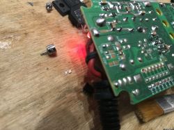 Naprawa 30 zasilaczy do laptopa - przegląd popularnych usterek