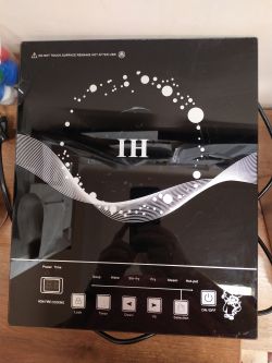 Prestige HB-525 mała płyta indukcyjna uszkodzenie pola indukcyjnego