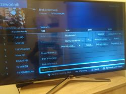 [Sprzedam] Samsung Smart TV 40 UE40H6400AW z przyciemnionym ekranem + 2 piloty, 200 zł