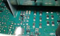 Indesit IWSD 61051 - zalana wtyczka silnika, pralka nie odwirowuje prania
