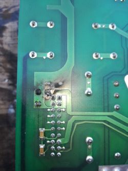 Siemens SIMODRIVE 6SN1145-1BA02-0CA1 - jak zidentyfikować spalone elementy? Siemens SIMODRIVE 6SN1145-1BA02-0CA1 - jak zidentyfikować spalone elementy?