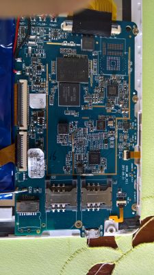 Chiński tablet nie reaguje na klawisze i nie włącza się - co robić?