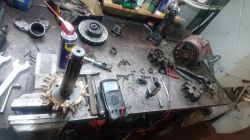 Alternator - Podłączenie alternatora do regulatora 24V