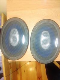 Ile są warte głośniki samochodowe FoxSound 400W 8Ω?