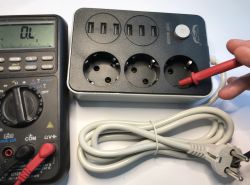 The Lucky Hawk 8204 USB power supply splitter, again about (in)product safety
