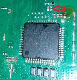 PS4 - Jakie parametry ma brakujący kondensator przy MN86471A?