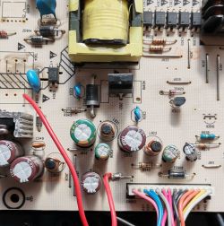 Philips 42PFL4606H/58 - Wyłączał się po 10 min. teraz nie włącza się