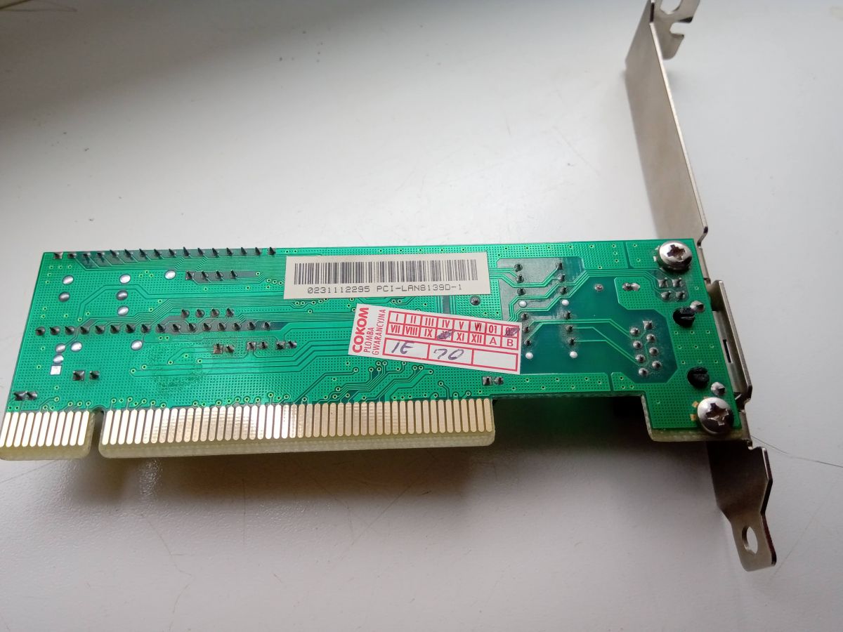 [Rozwiązano] Karta sieciowa RTL8139D - czy funkcjonuje bez scalaka?