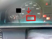 Audi 100 c4 1993r 2.3 benzyna+gaz - resetuje się zegar po otwarciu drzwi