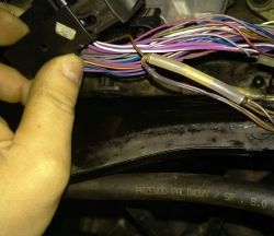 VW GOLF 4 1.6 16 V 2003 rok - ECU sterownik silnika brak komunikacji sporadyczn