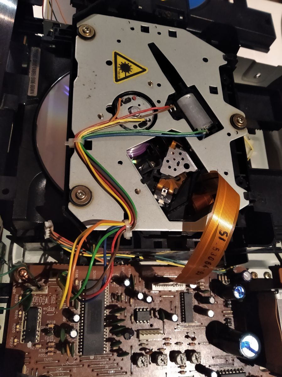 pioneer-pd-7700-naprawa-i-czyszczenie-soczewki-w-odtwarzaczu-cd-2