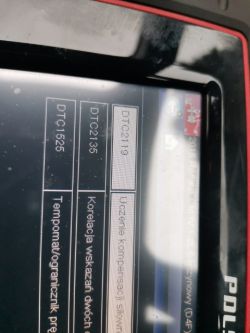 Clio IV 1,2 55kw: Sporadyczna usterka - brak reakcji na pedał przyspieszenia